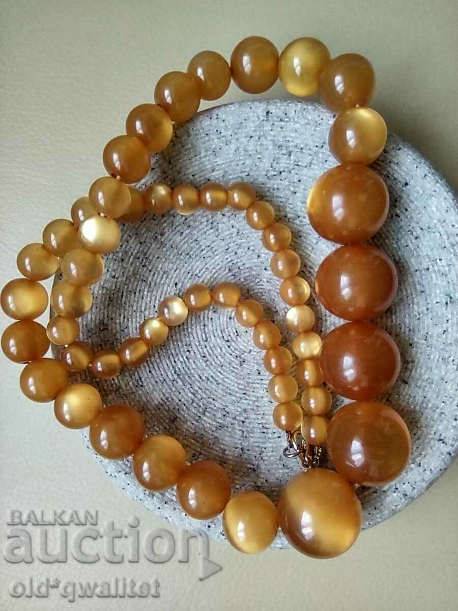 A lovely sparkling necklace, approx. 58 cm A lovely sparkling necklace, approx. 58 cm