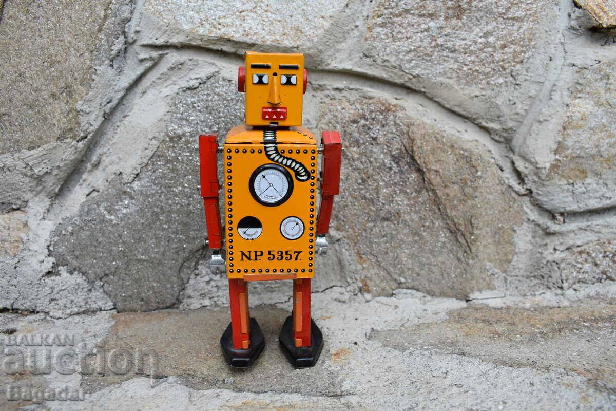 Auction Tinplate toy robot Auction Tinplate toy robot
