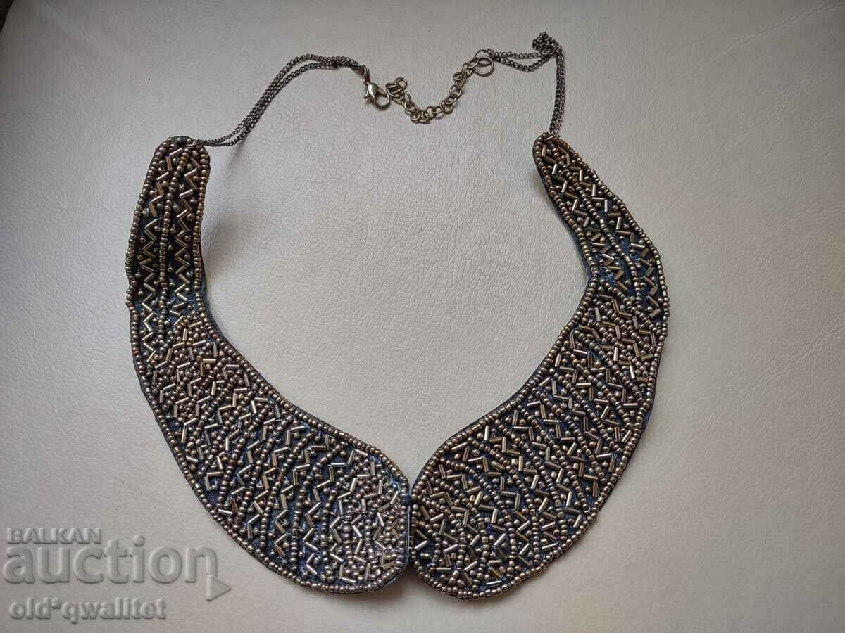 Delivery of Necklace, very beautiful, suitable for collar wear Delivery of Necklace, very beautiful, suitable for collar wear