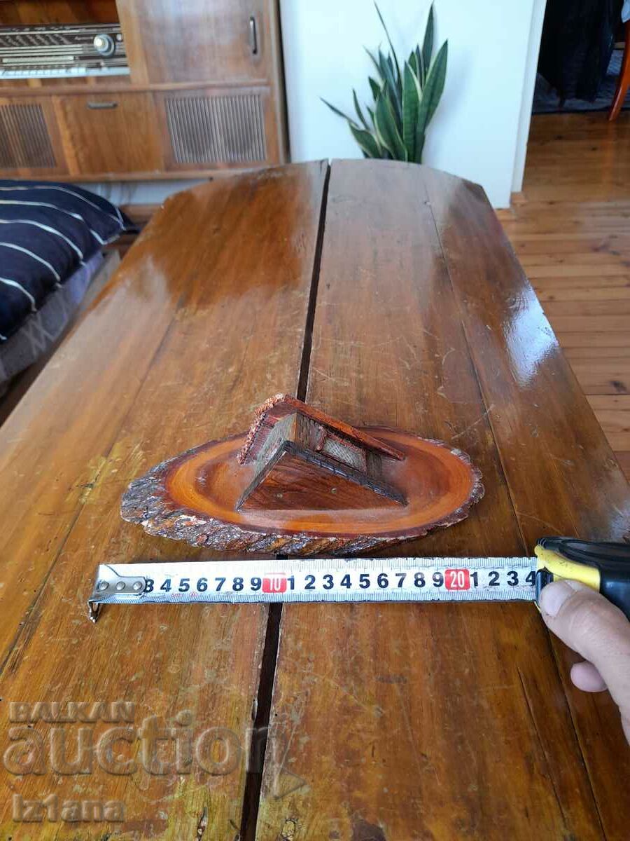 Old wooden decoration, souvenir with price 22.00 BGN | € 11.25 Old wooden decoration, souvenir with price 22.00 BGN | € 11.25