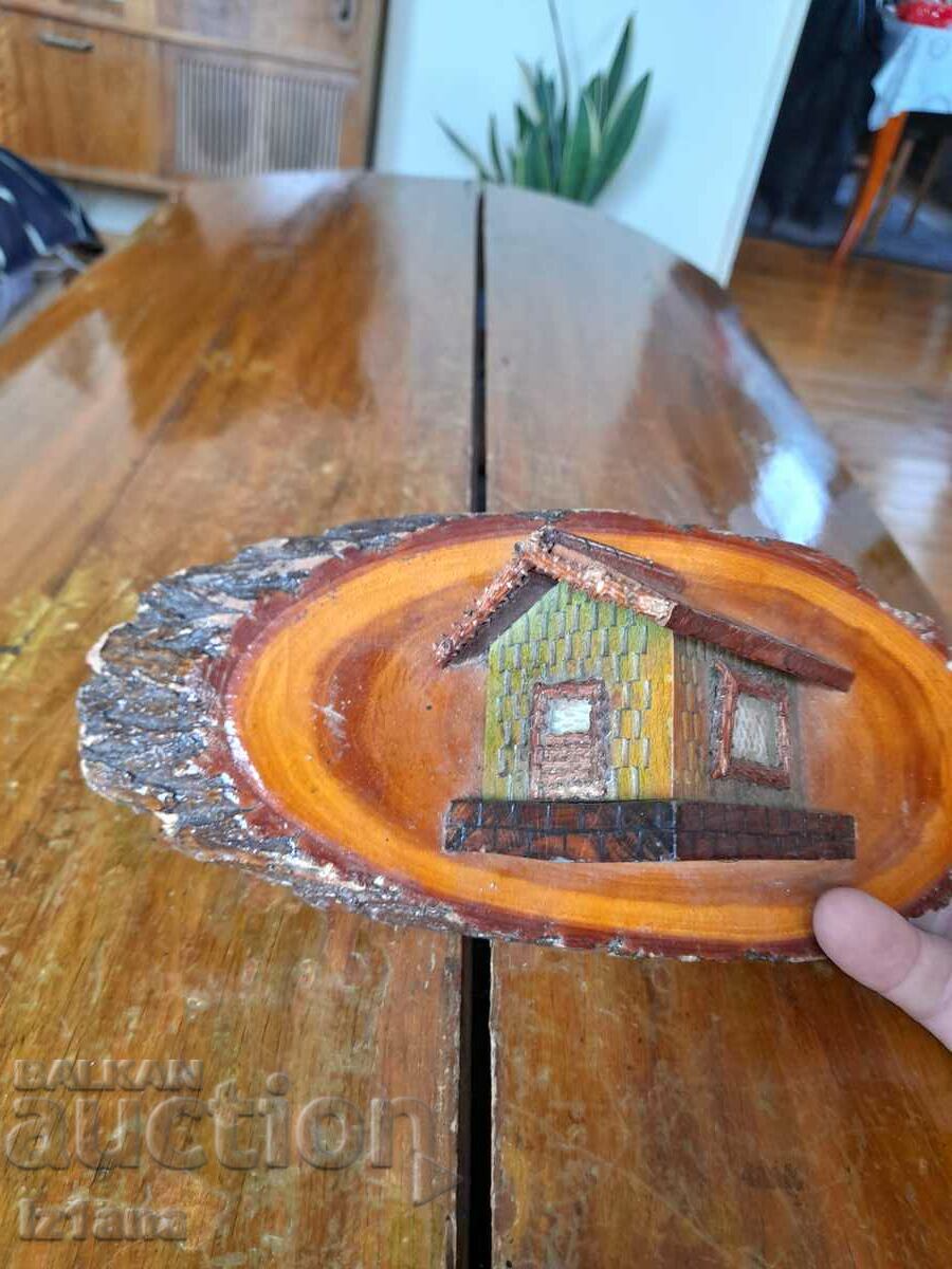 Delivery of Old wooden decoration, souvenir Delivery of Old wooden decoration, souvenir
