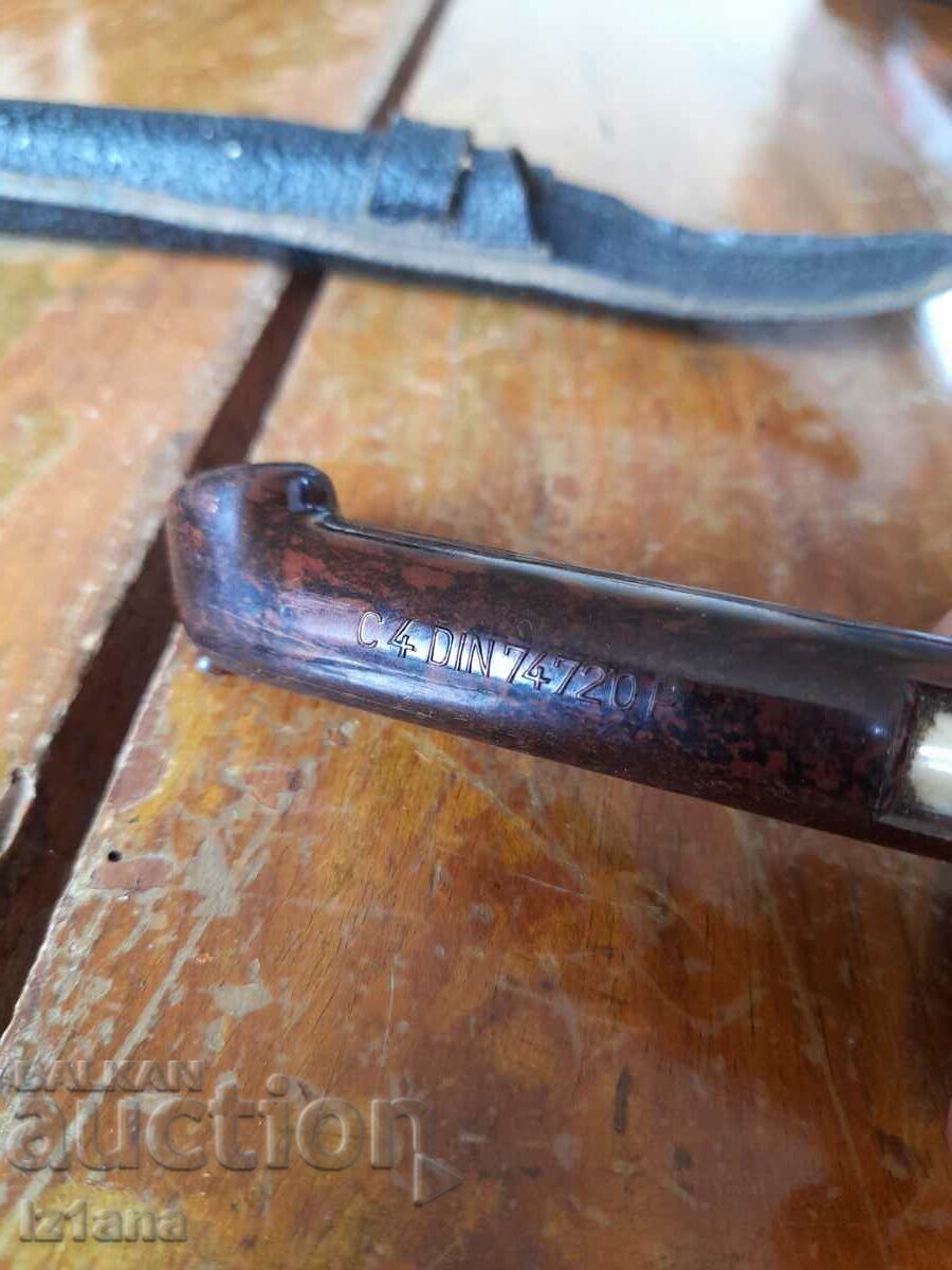 Delivery of Old tire pressure gauge Delivery of Old tire pressure gauge