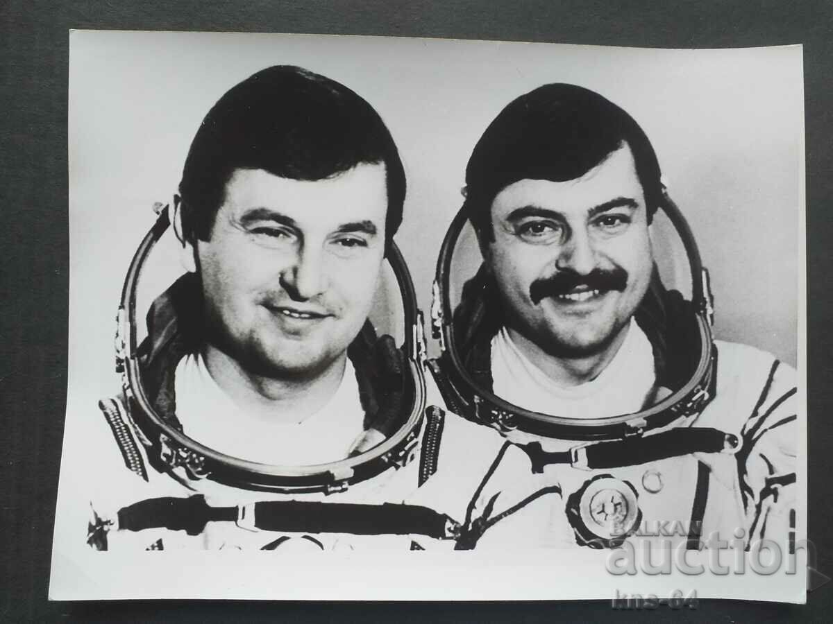 Russian Cosmonauts Social Photo - 24/18 cm.