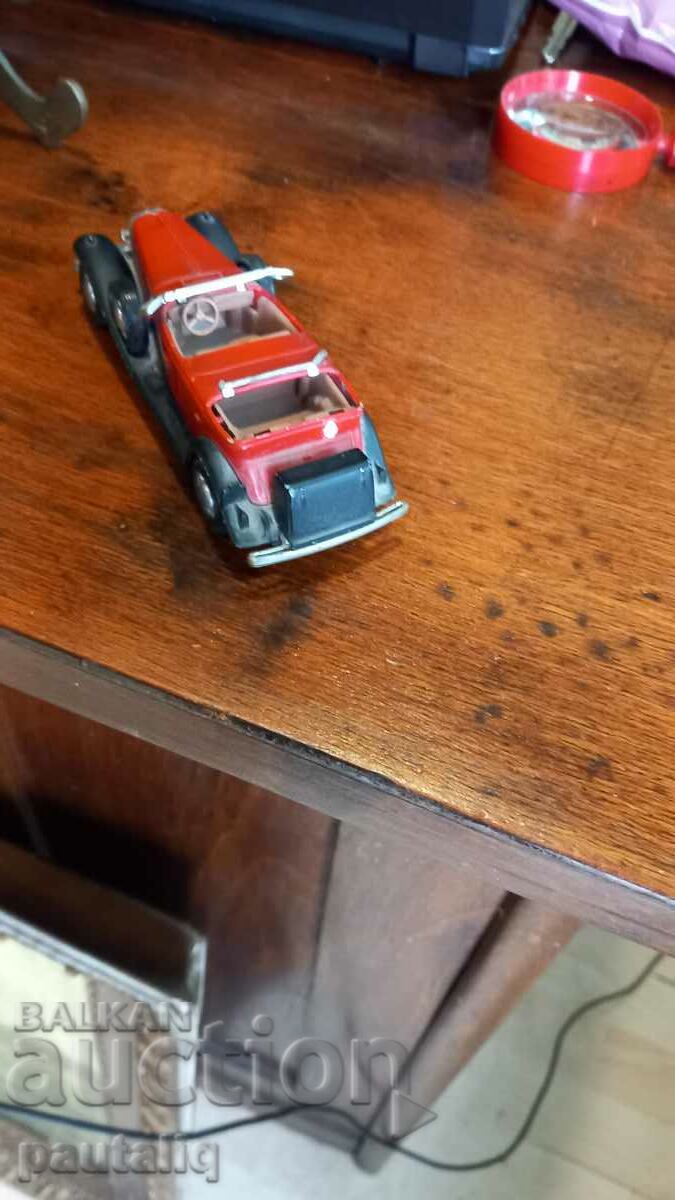 Delivery of CADILLAC STROLLER Delivery of CADILLAC STROLLER