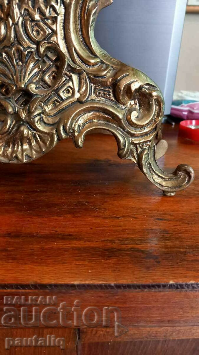 Παράδοση ΜΑΣΙΦ ΕΠΙΤΡΑΠΕΖΙΟ ΤΖΑΚΙ ΡΟΛΟΙ ΜΠΡΟΝΖΕ Παράδοση ΜΑΣΙΦ ΕΠΙΤΡΑΠΕΖΙΟ ΤΖΑΚΙ ΡΟΛΟΙ ΜΠΡΟΝΖΕ