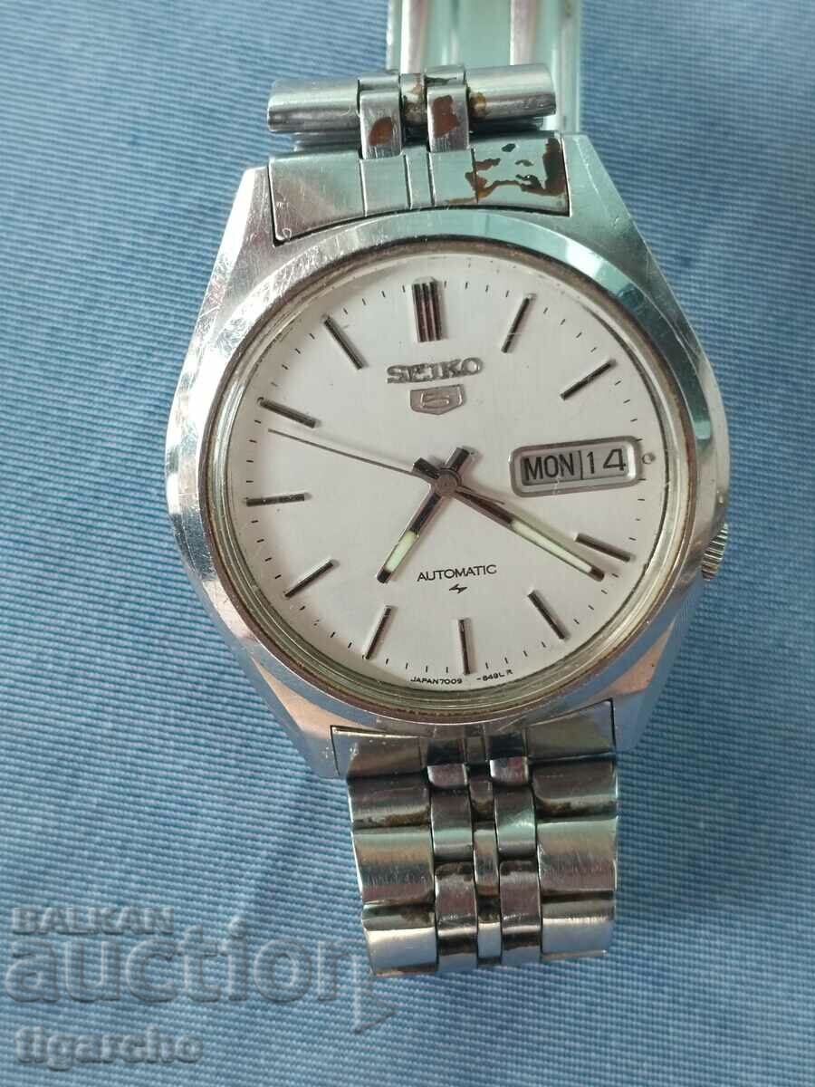 Watch Seiko5 - 7 Watch Seiko5 - 7