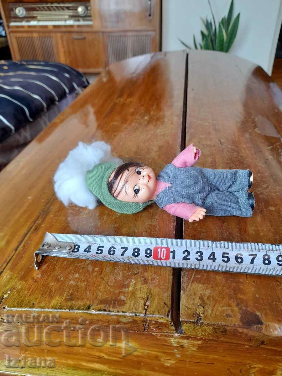 Delivery of Old doll, dwarf Delivery of Old doll, dwarf