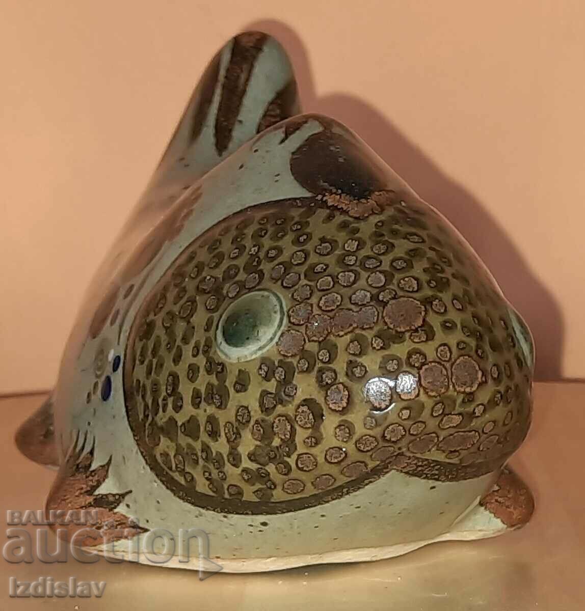 Mexican Tonala pottery, fish hand painted, signed with price € 36.00 | 70.41 BGN Mexican Tonala pottery, fish hand painted, signed with price € 36.00 | 70.41 BGN