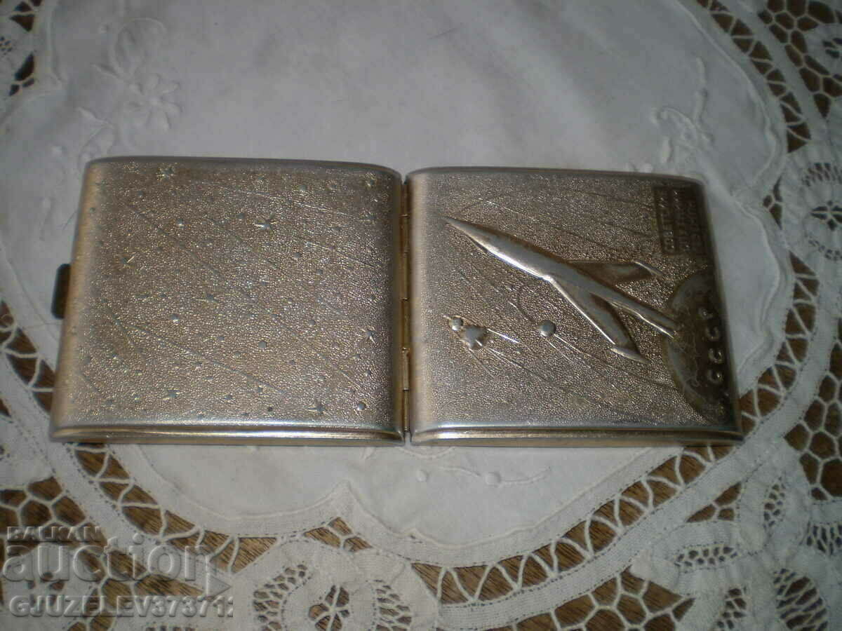 Auction Russian Soviet space rocket Sputnik USSR snuff box Auction Russian Soviet space rocket Sputnik USSR snuff box