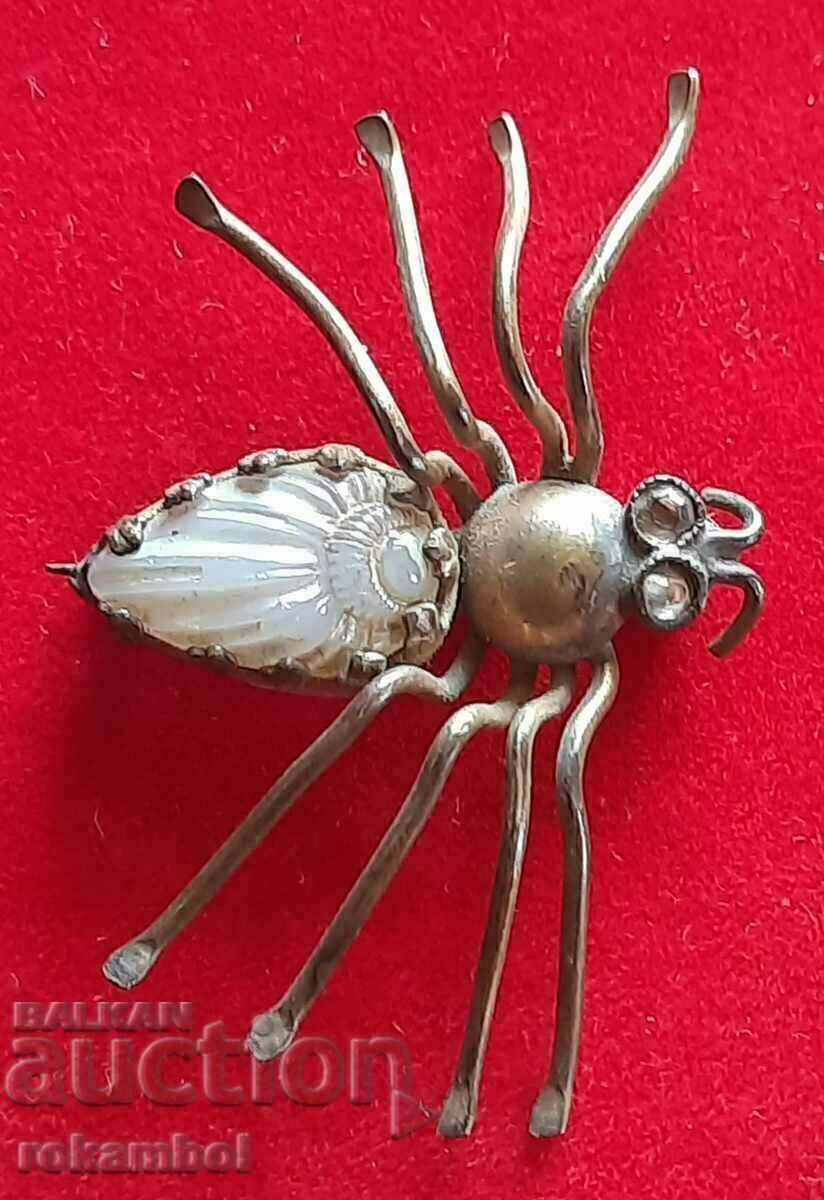 A beautiful antique mother-of-pearl brooch