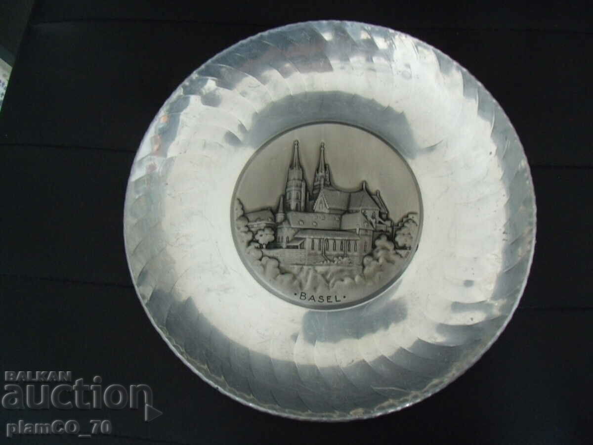 Livrarea #*6951 semn metalic vechi BASEL