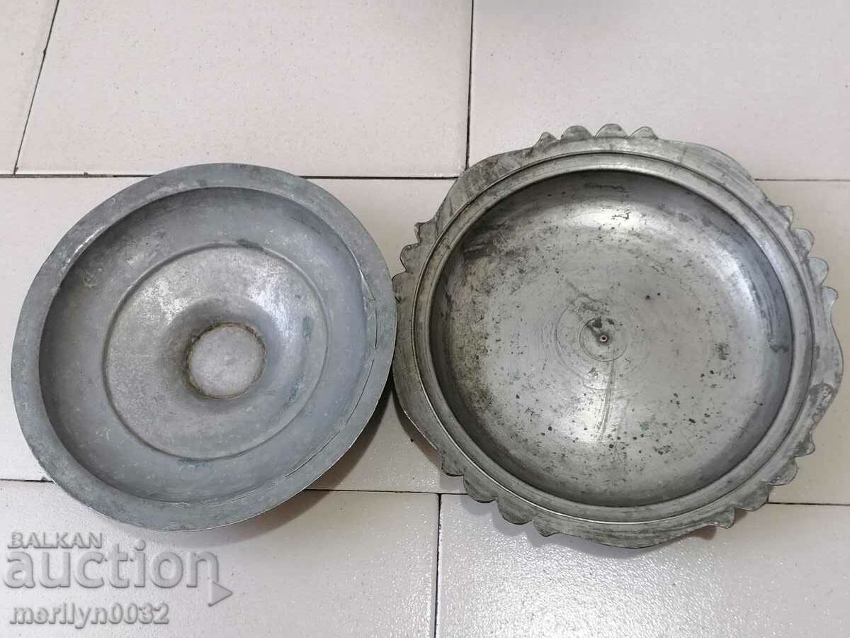 Vazrozhdenski brand Sahan copper copper pot tugra lid with price 245.00 BGN | € 125.27