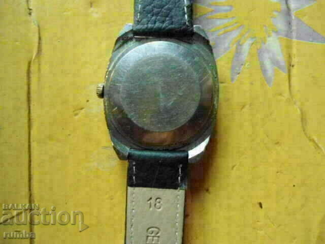 Auction Raketa Auction Raketa