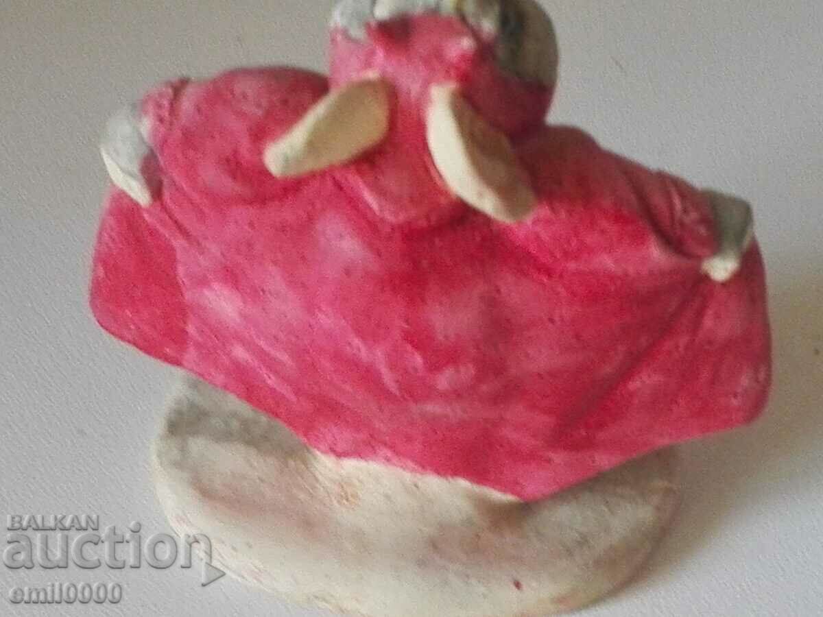 Delivery of Plaster figurine. Delivery of Plaster figurine.