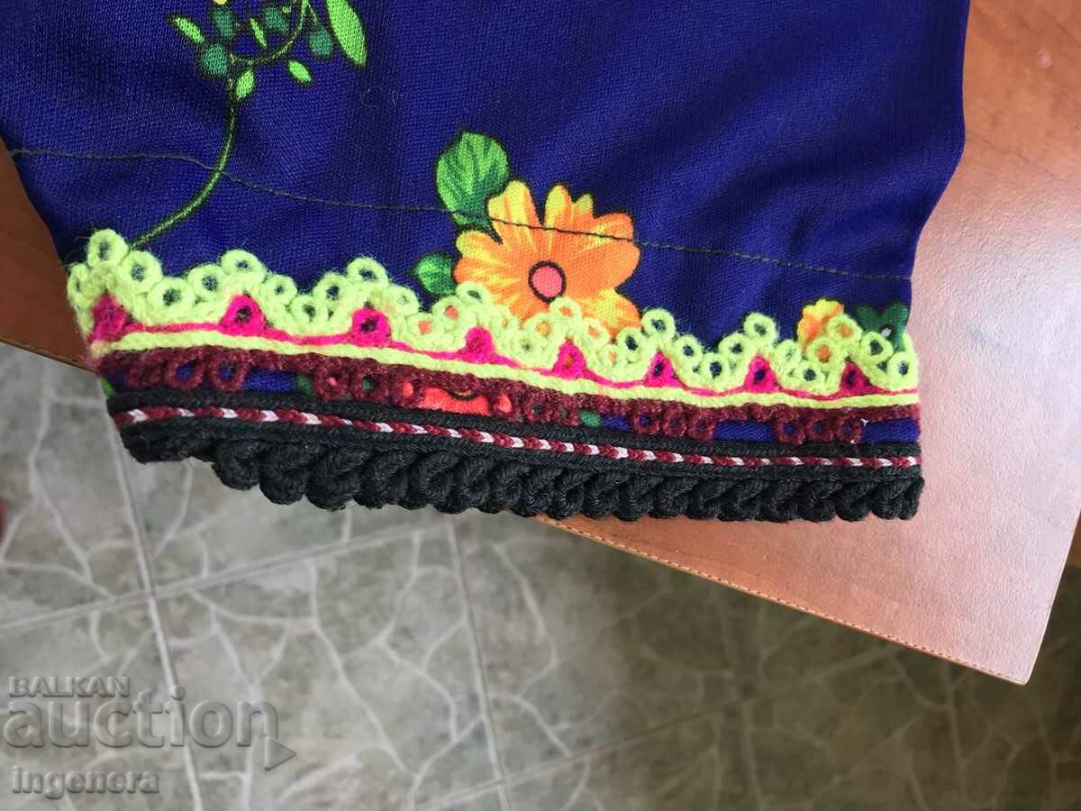 PANTALONI POMASKA PURTĂ ETNIC cu preț 49.00 BGN | € 25.05 PANTALONI POMASKA PURTĂ ETNIC cu preț 49.00 BGN | € 25.05