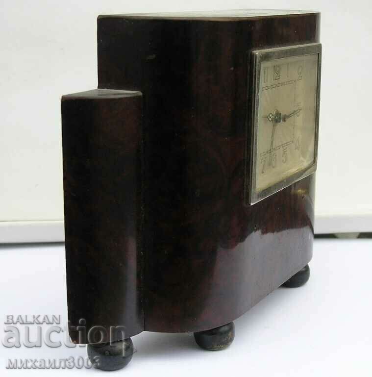 DESK CLOCK WITH ALARM CLOCK PURSE + 5 OLD COINS with price 349.00 BGN | € 178.44 DESK CLOCK WITH ALARM CLOCK PURSE + 5 OLD COINS with price 349.00 BGN | € 178.44