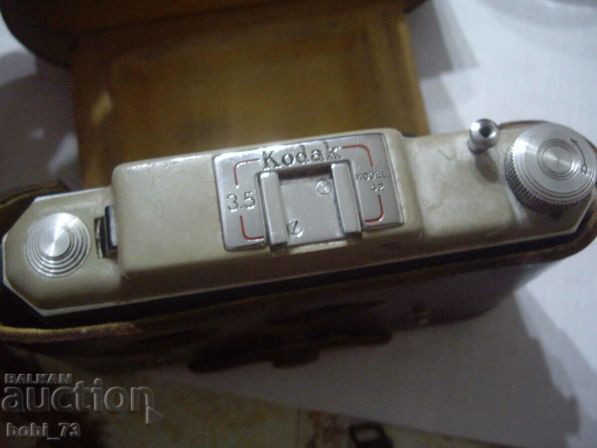 Auction Old fur camera '' Kodak '' Auction Old fur camera '' Kodak ''