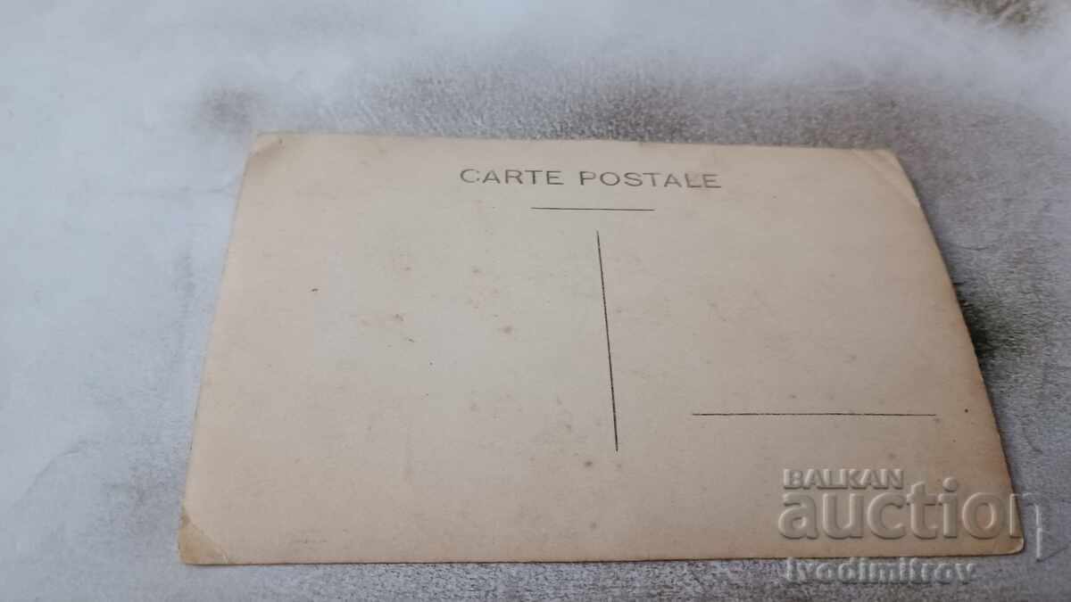 Photo Officer on horseback with price 4.65 BGN | € 2.38 Photo Officer on horseback with price 4.65 BGN | € 2.38