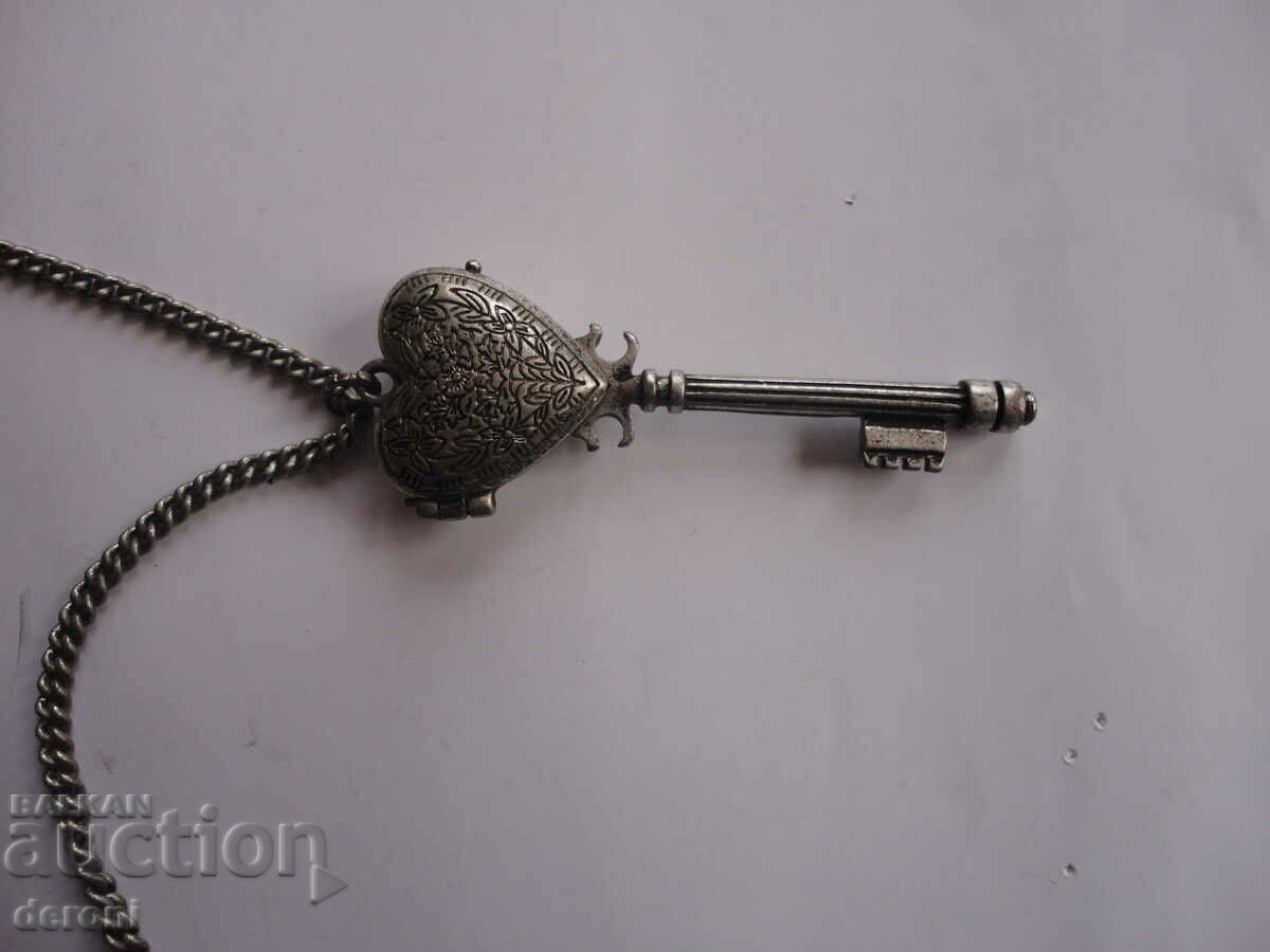 Great key necklace - 6