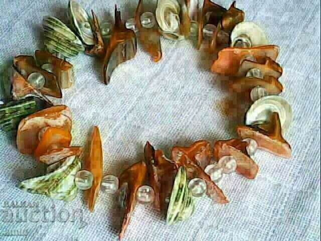 beautiful necklace and bracelet with price 30.00 BGN | € 15.34 beautiful necklace and bracelet with price 30.00 BGN | € 15.34