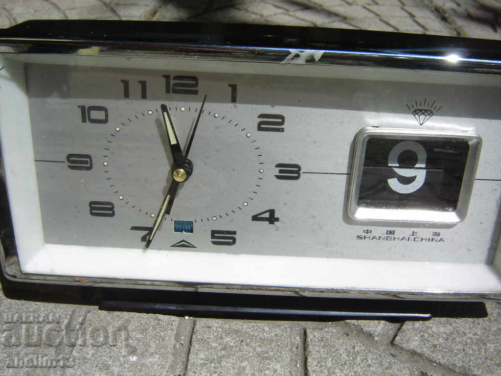 Auction OLD COLLECTIBLE CHINESE ALARM CLOCK WITH DATE Auction OLD COLLECTIBLE CHINESE ALARM CLOCK WITH DATE