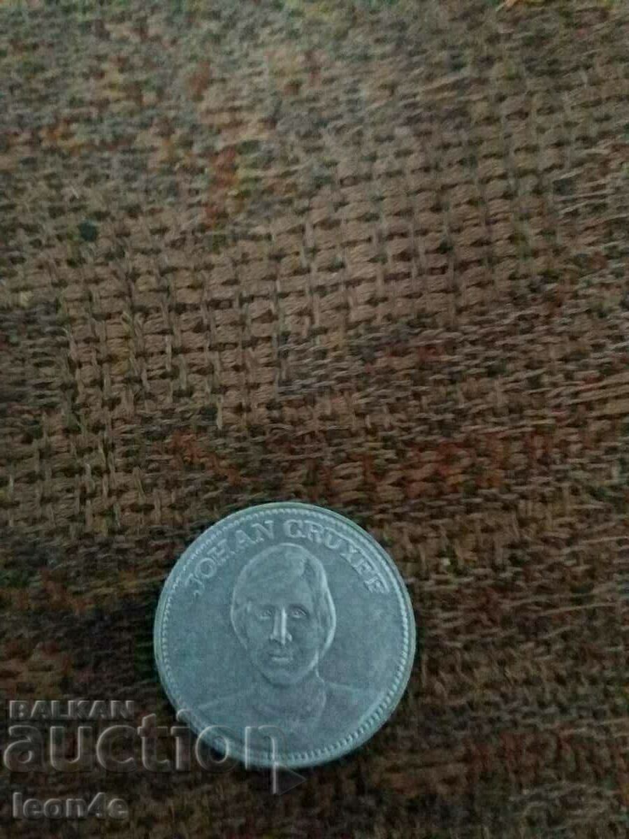 Jeton Shell Cruyff cu preț 3.50 BGN | € 1.79