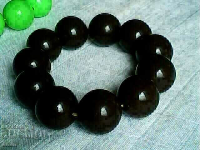 πολλά όμορφα βραχιόλια με κρύσταλλα και συμπαγείς μπάλες 15 mm με τιμή 20.00 BGN | € 10.23 πολλά όμορφα βραχιόλια με κρύσταλλα και συμπαγείς μπάλες 15 mm με τιμή 20.00 BGN | € 10.23