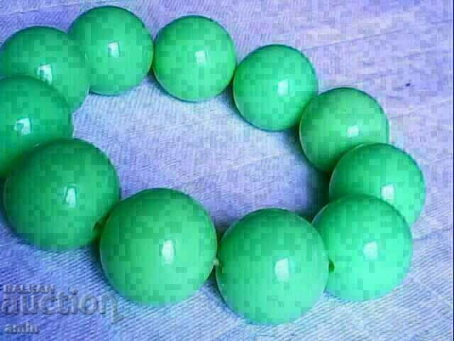 Δημοπρασία πολλά όμορφα βραχιόλια με κρύσταλλα και συμπαγείς μπάλες 15 mm Δημοπρασία πολλά όμορφα βραχιόλια με κρύσταλλα και συμπαγείς μπάλες 15 mm