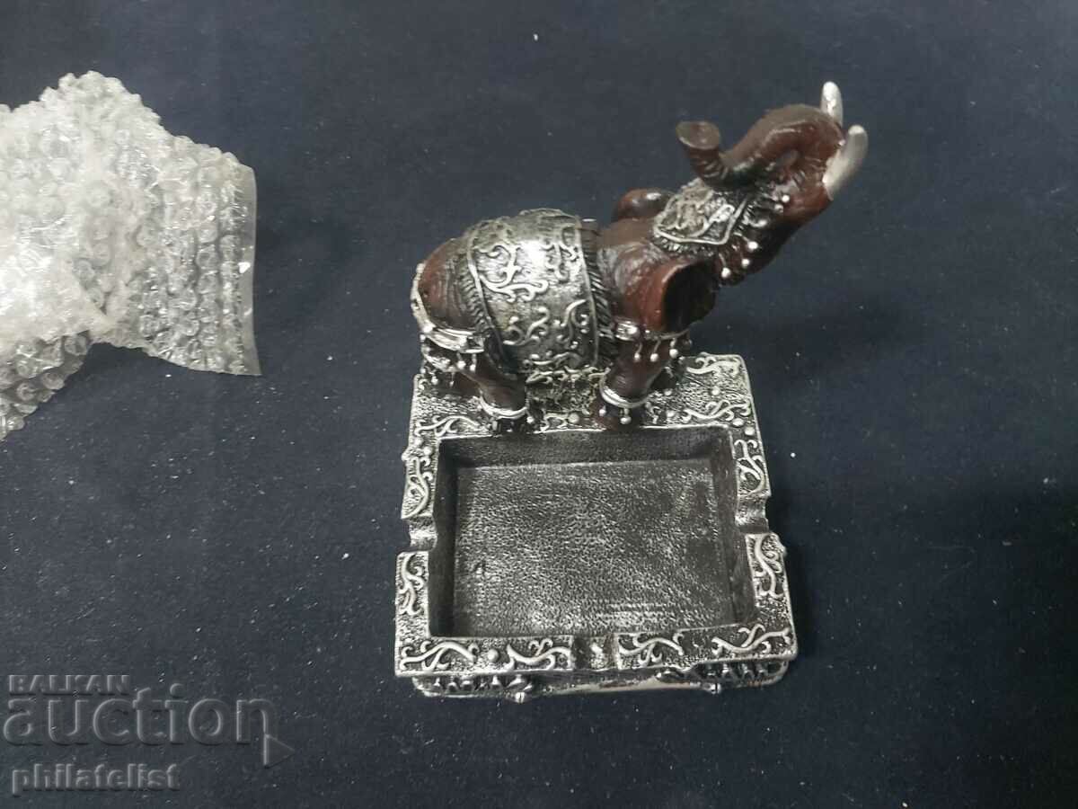 black cinderella with price 7.00 BGN | € 3.58 black cinderella with price 7.00 BGN | € 3.58