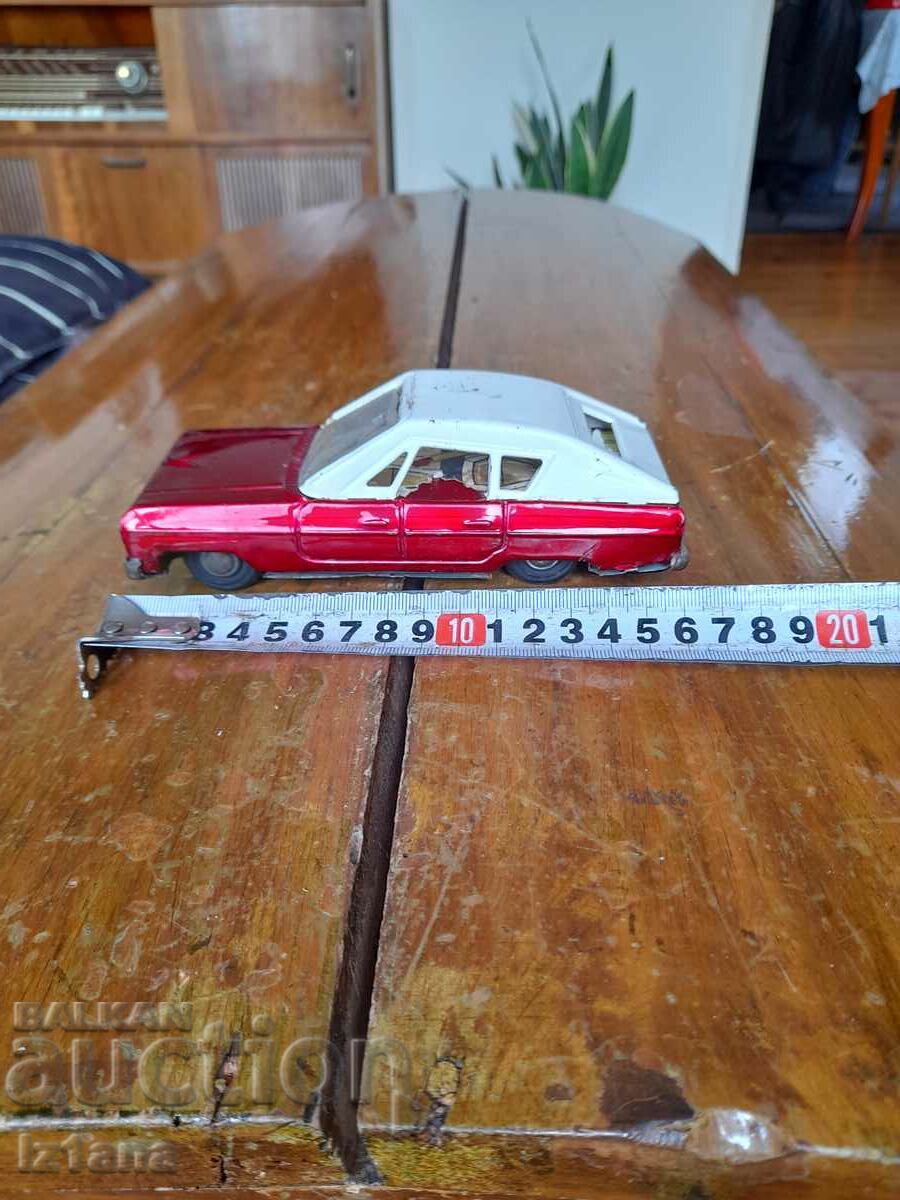 Auction Old car, trolley Auction Old car, trolley