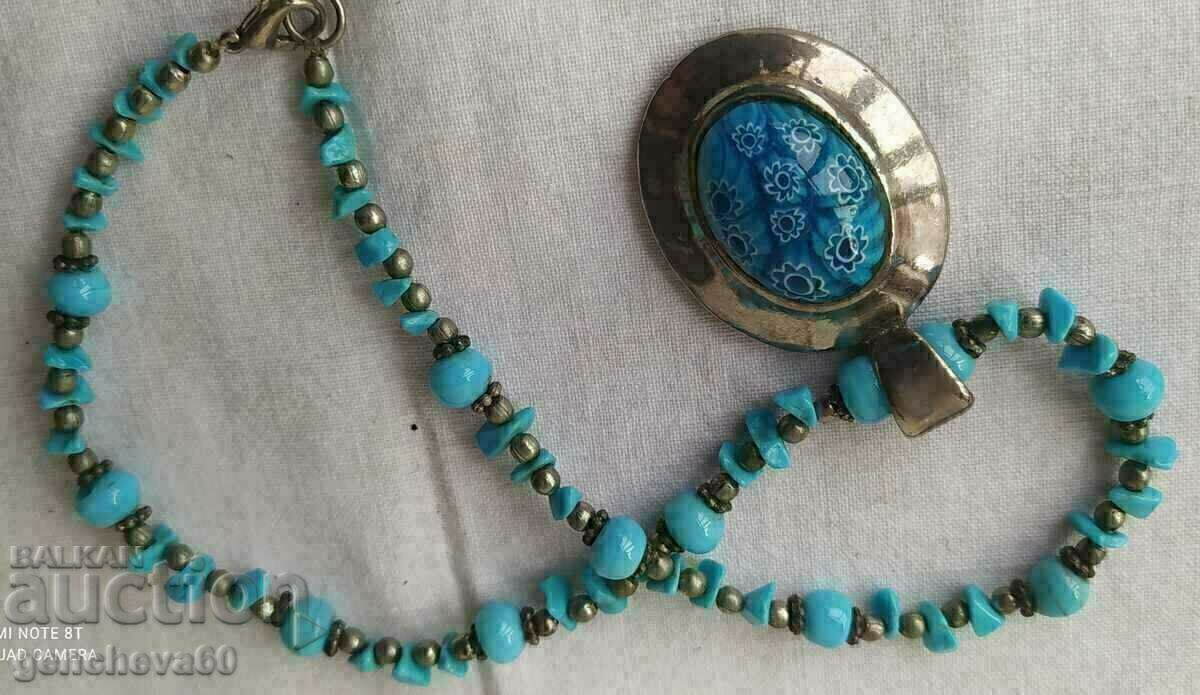 Delivery of Turquoise necklace with Murano glass medallion