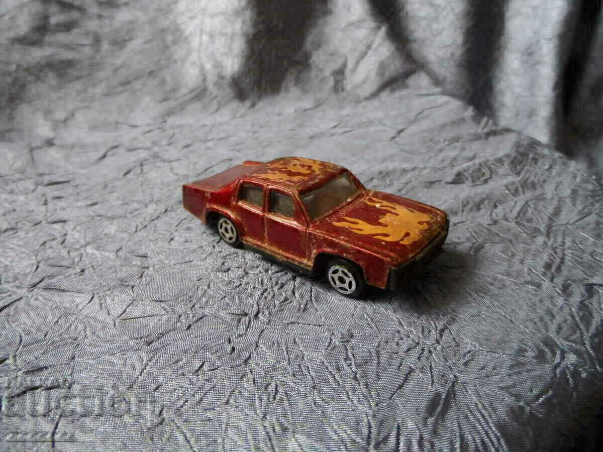 cărucior vechi cu preț € 8.00 | 15.65 BGN