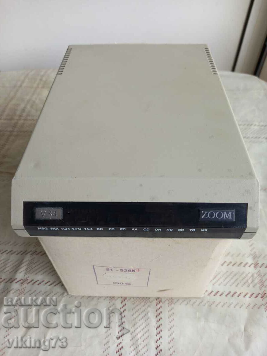 Modem telefonic Vintage V34 ZOOM. cu preț 19.00 BGN | € 9.71