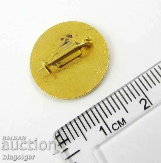 Auction HUNGARIAN FOOTBALL BADGE-MTK BUDAPEST-ANNIVERSARY Auction HUNGARIAN FOOTBALL BADGE-MTK BUDAPEST-ANNIVERSARY