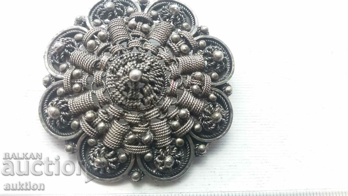 FILIGRED SILVER BROOCH 29 GRAMS 800 PROB - 6 FILIGRED SILVER BROOCH 29 GRAMS 800 PROB - 6