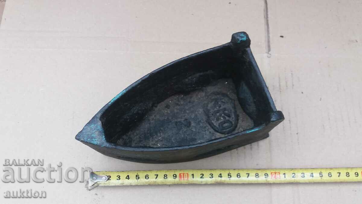 Auction OLD COAL IRON Auction OLD COAL IRON