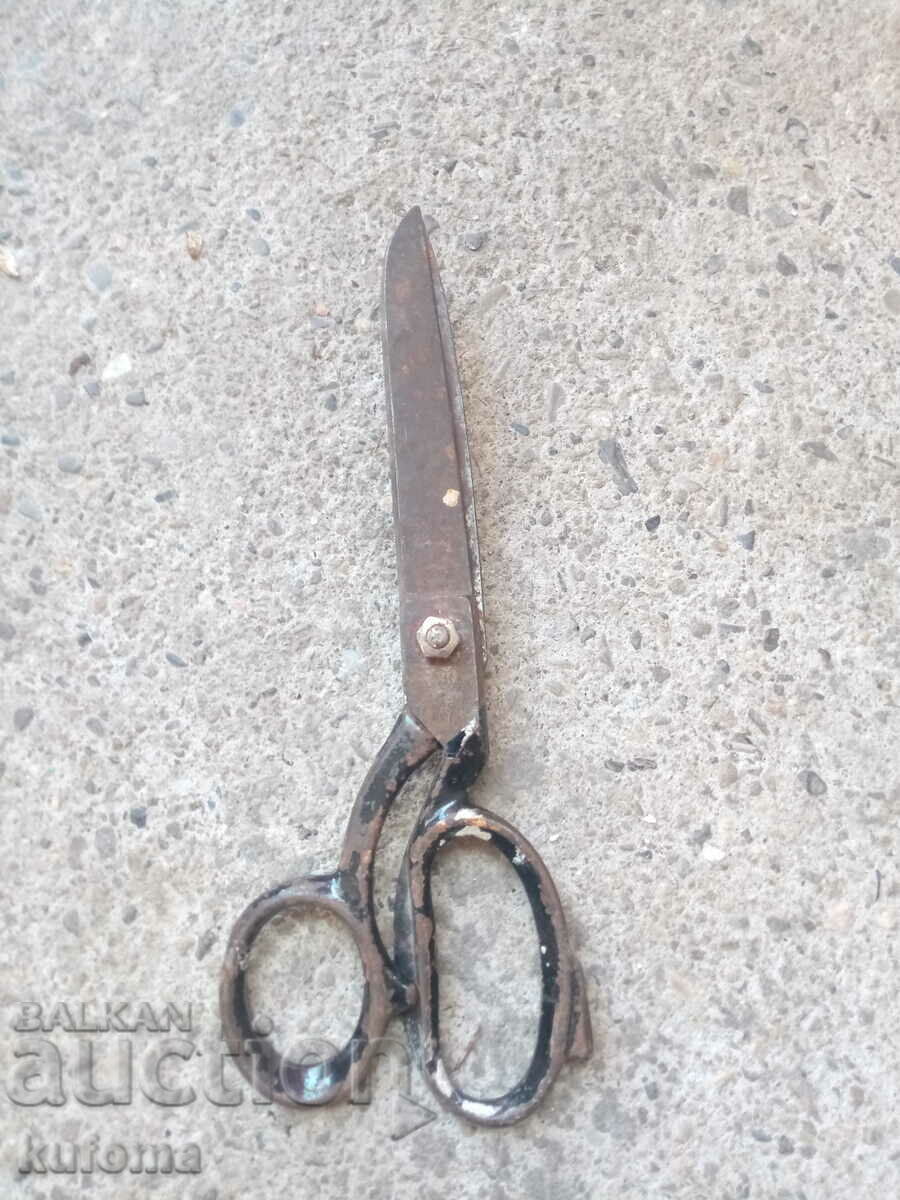 Auction Old tailor's scissors Auction Old tailor's scissors