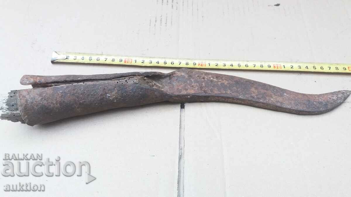 FORGED RENAISSANCE MOWER, TOOL FOR CUTTING BUSHES - 7 FORGED RENAISSANCE MOWER, TOOL FOR CUTTING BUSHES - 7