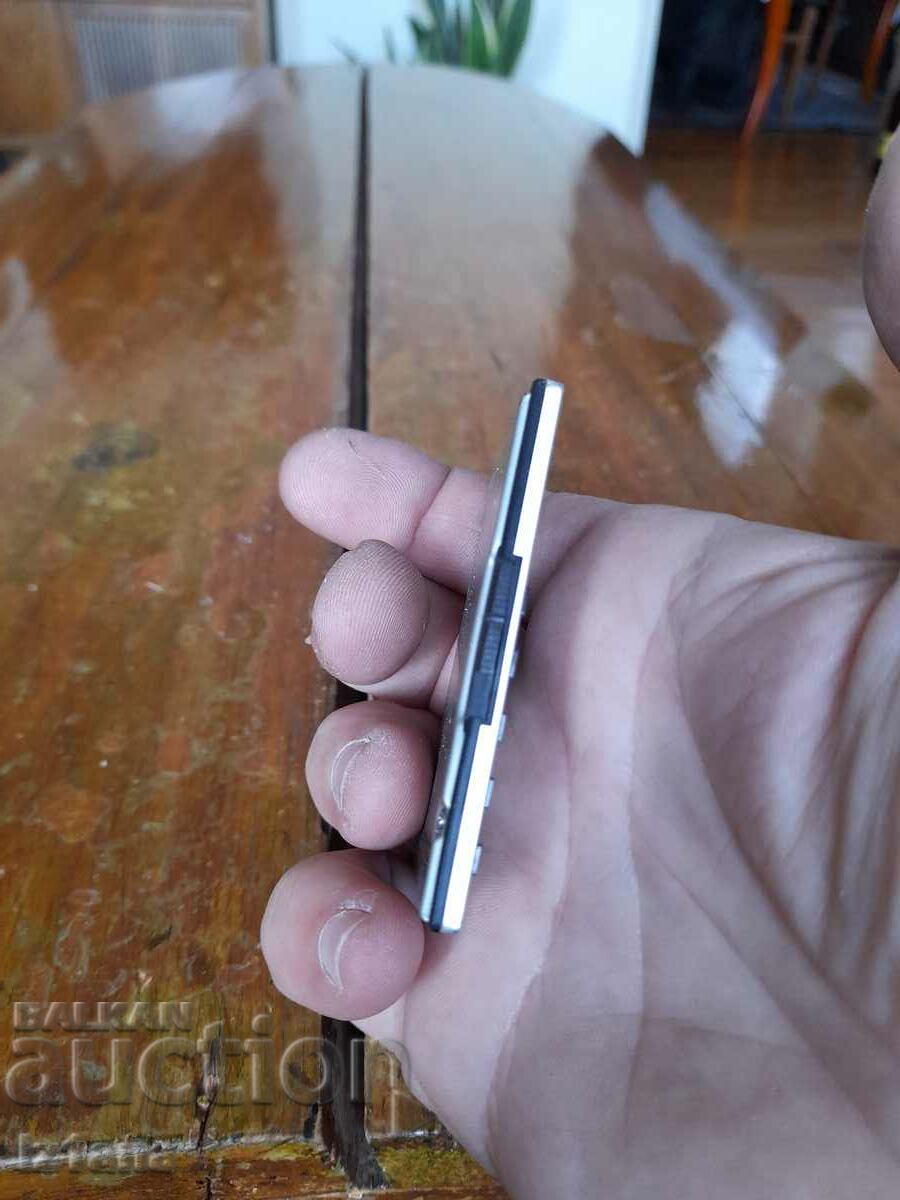 Livrarea Vechiul calculator Casio MQ-6