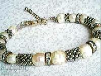 beautiful necklace and bracelet made of 100% natural baroque pearls