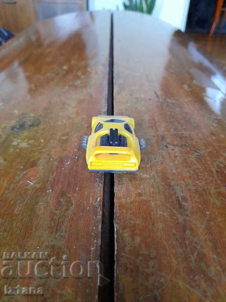 Delivery of Old car, trolley Delivery of Old car, trolley