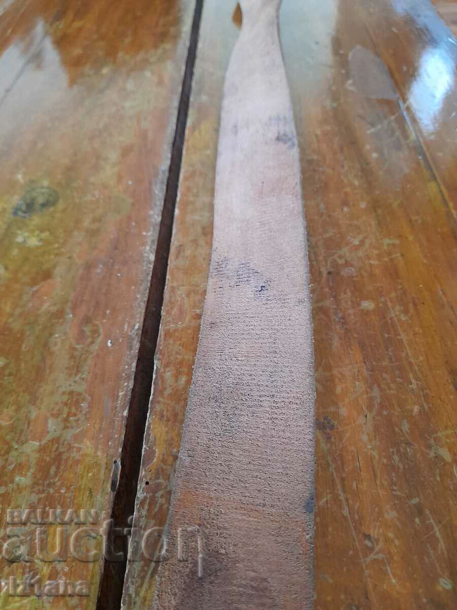 curea din piele veche - 6 curea din piele veche - 6