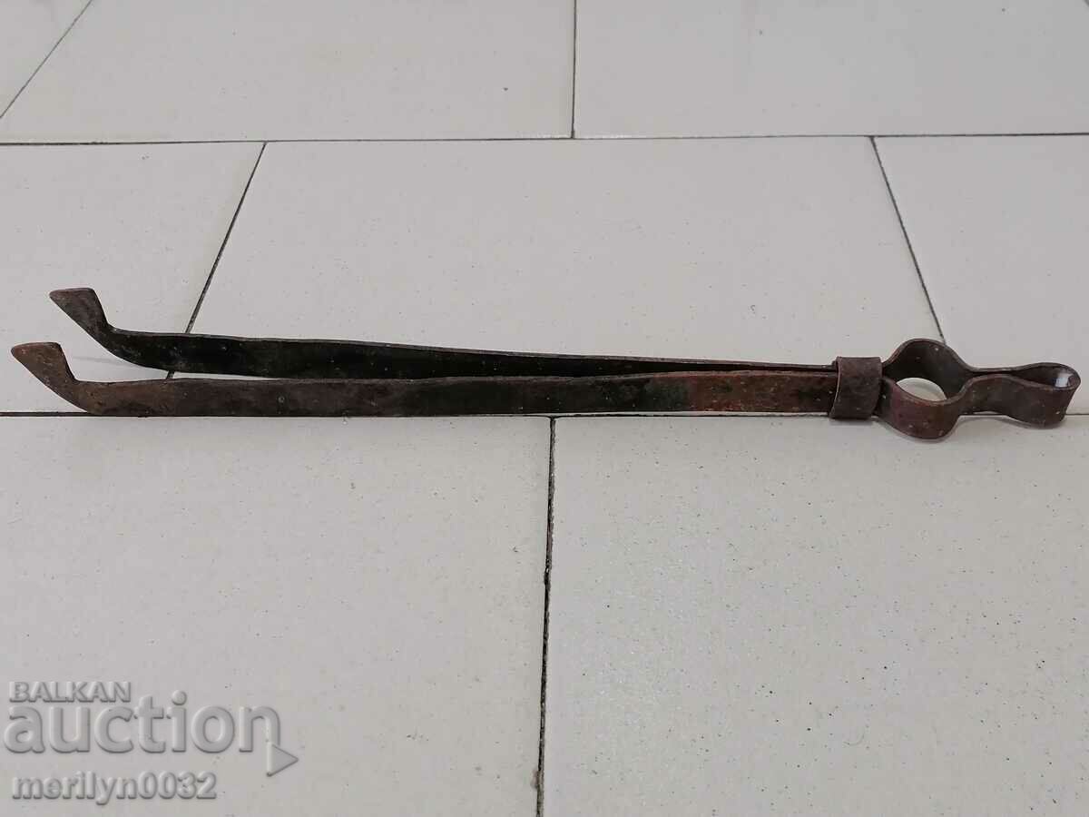 Old dilaf, mash, wrought iron for a furnace with price 34.00 BGN | € 17.38 Old dilaf, mash, wrought iron for a furnace with price 34.00 BGN | € 17.38