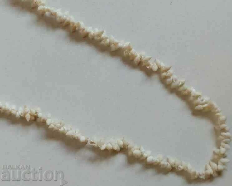 Auction  OLD NECKLACE JEWELRY ORNAMENT