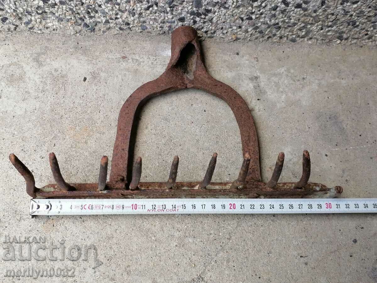 Delivery of Hand forged grappa, wrought iron, tool Delivery of Hand forged grappa, wrought iron, tool