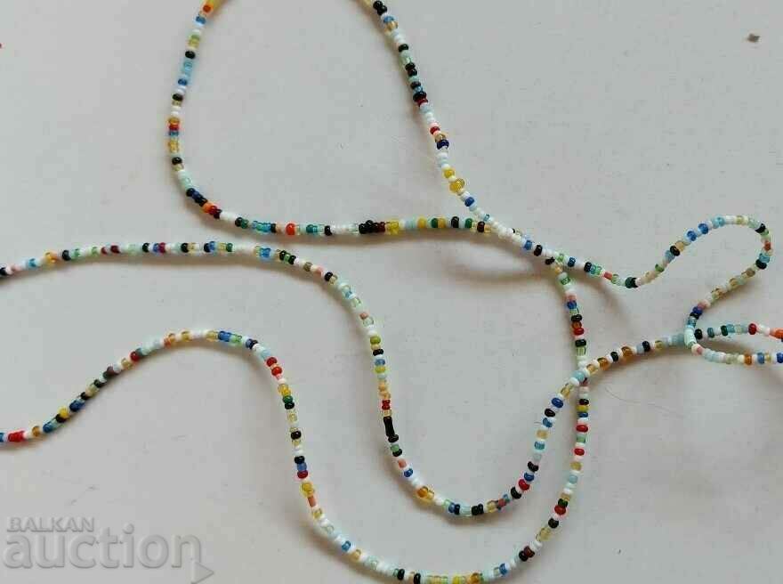 Delivery of OLD NECKLACE BEADS JEWELRY ORNAMENT Delivery of OLD NECKLACE BEADS JEWELRY ORNAMENT