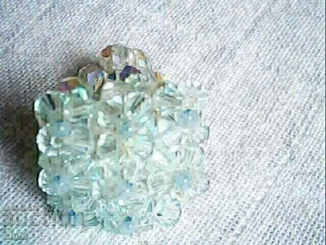 beautiful rings of crystals is a bead - 6 beautiful rings of crystals is a bead - 6