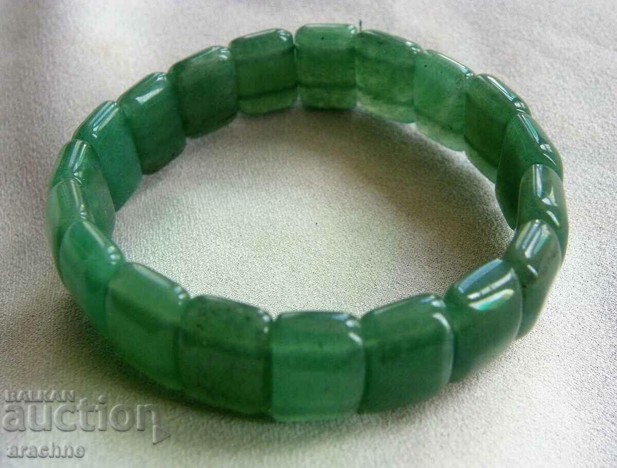 Delivery of Bracelet Nephrite