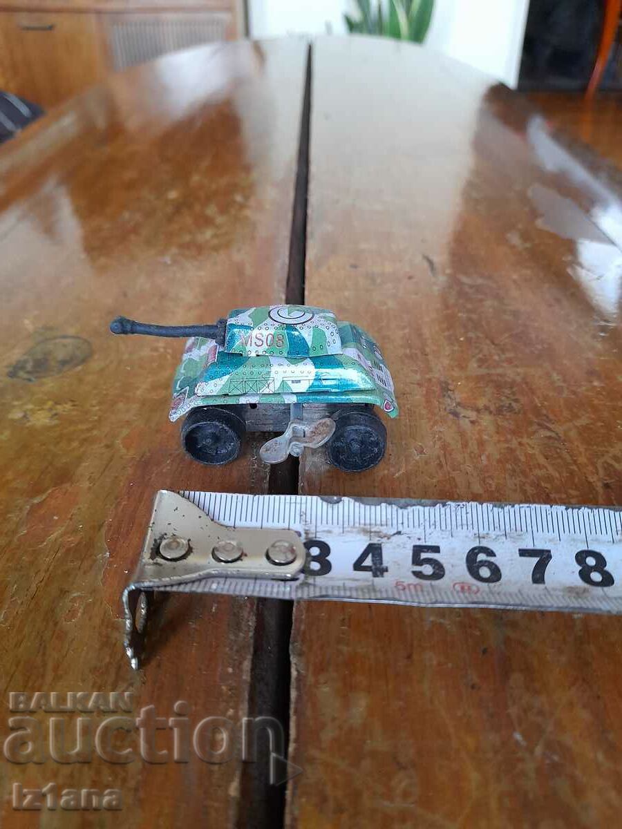 Auction Old cart, tank Auction Old cart, tank