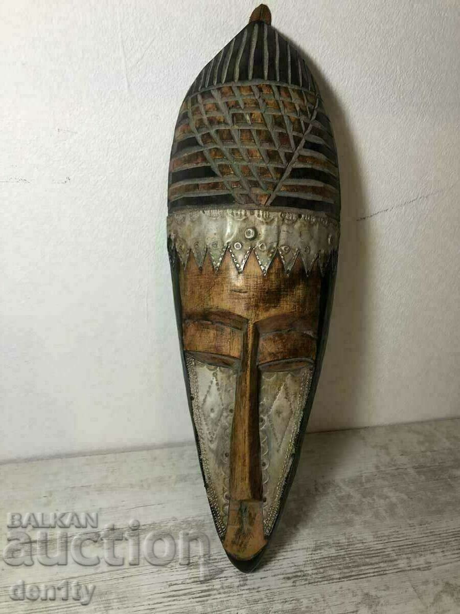 Αφρικανική μάσκα ξύλο με μέταλλο μεγάλο